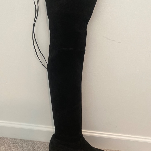 Stuart Weitzman Lowland Black Suede Boot - Picture 5 of 10